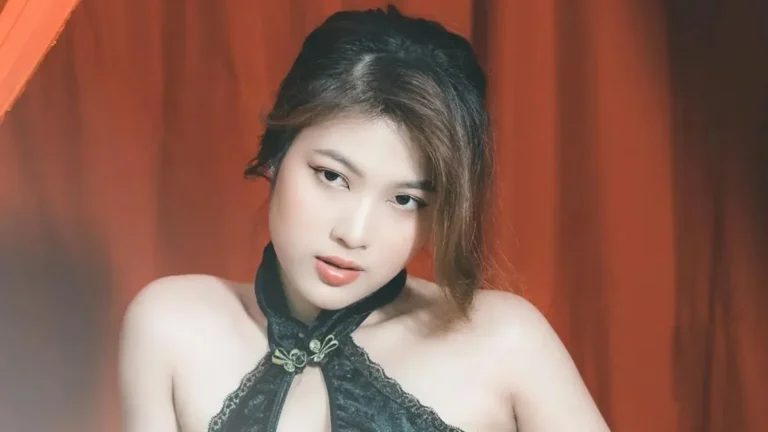 Top 5 Zodiac Signs with a Divine Aura