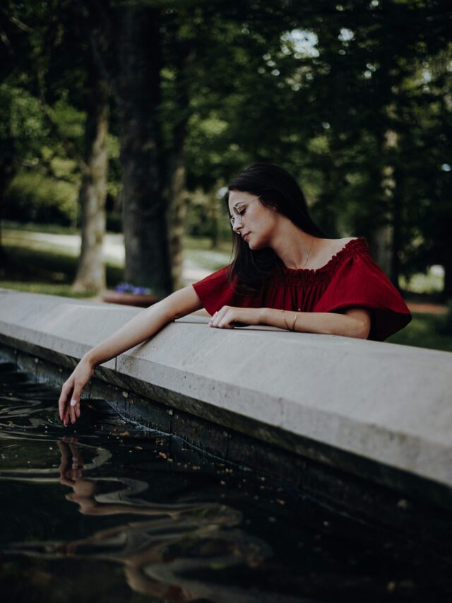 3 Zodiac Signs with a Rare Mix of Intellect and Intuition