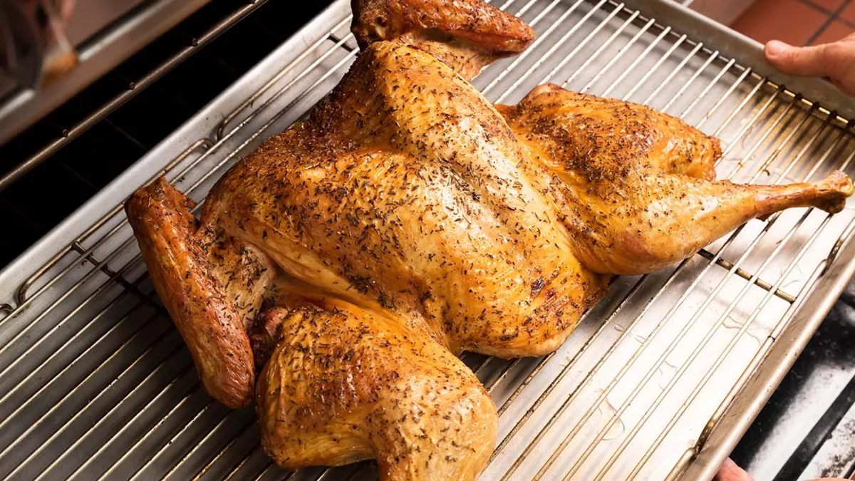 Juicy and Crispy Spatchcock Turkey Recipe