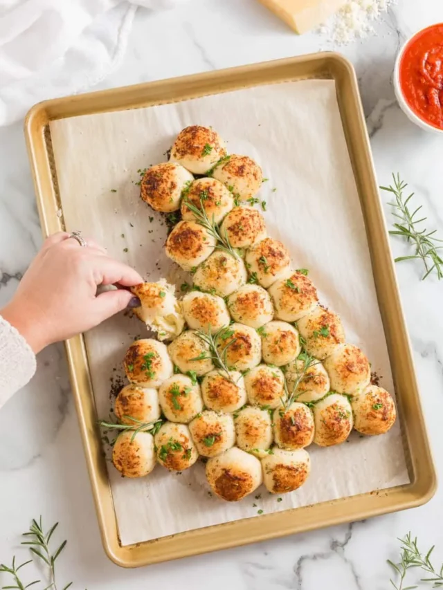 Christmas Tree Pull Apart Bread Recipe