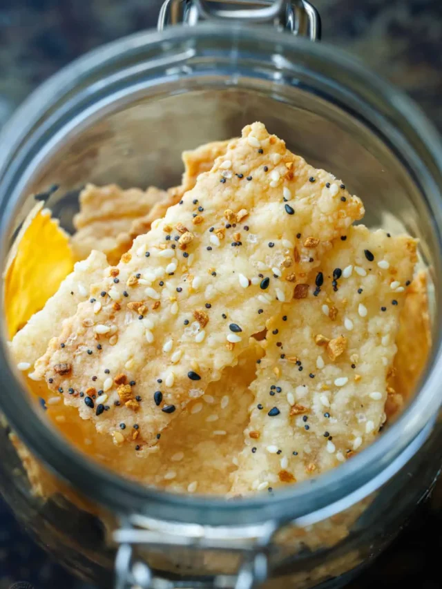 Perfect Sourdough Discard Crackers Recipe