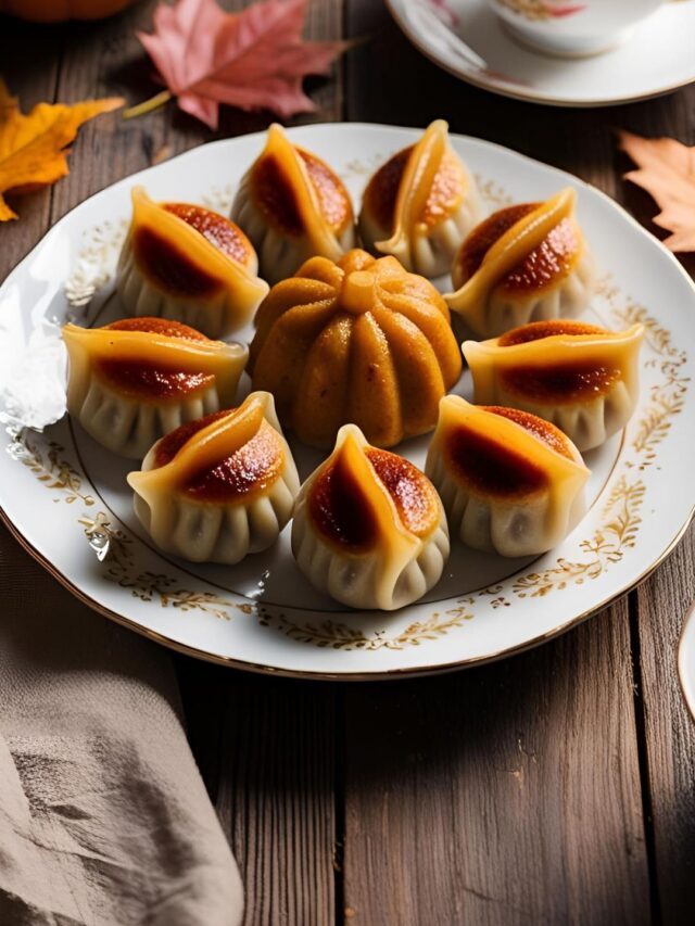 Mooncake-Inspired Pumpkin Spice Dumplings