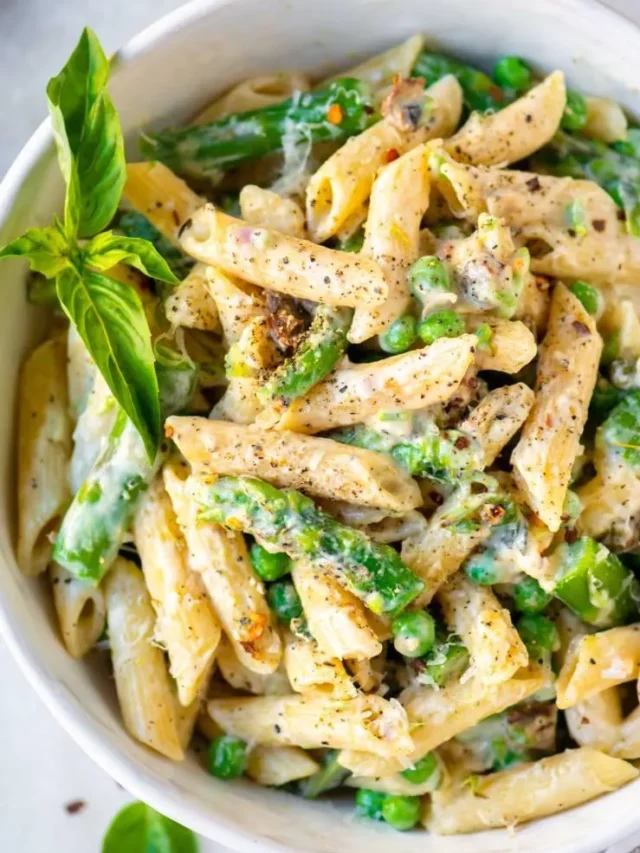 Penne with Asparagus, Sage, and Peas Recipe