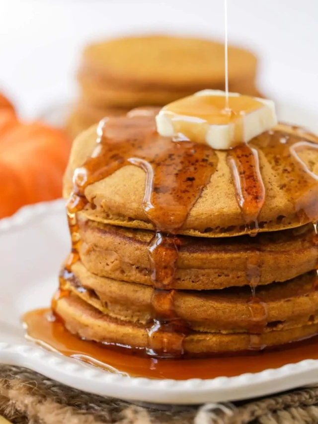 Easy Pumpkin Pancakes Recipe